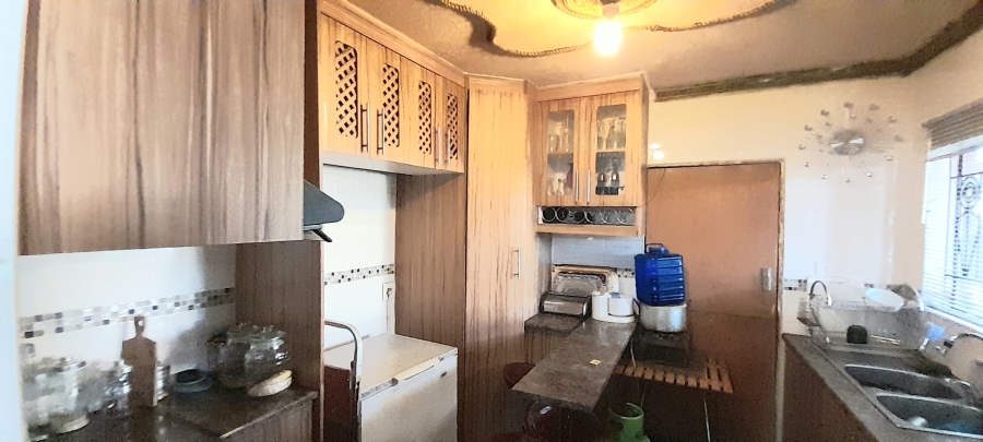 To Let 2 Bedroom Property for Rent in Lethlabile North West